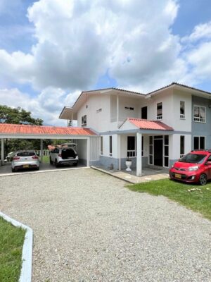 Casa Campestre en Venta – Calarcá Quindío